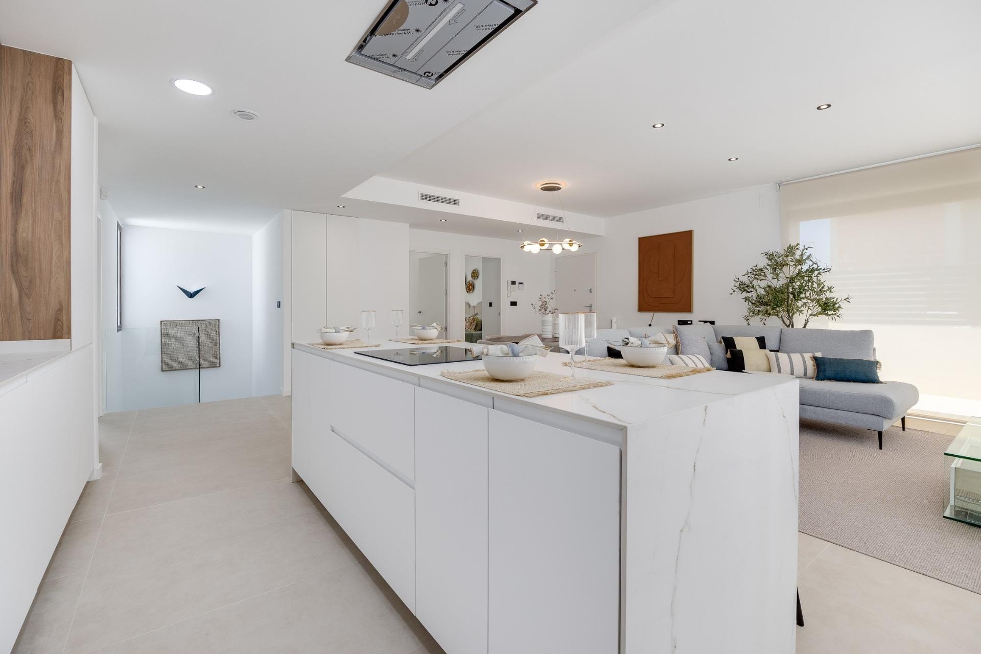 Nieuwbouwvilla met 3 slaapkamers, privézwembad, kelder en solarium te koop in Los Alcázares, Murcia