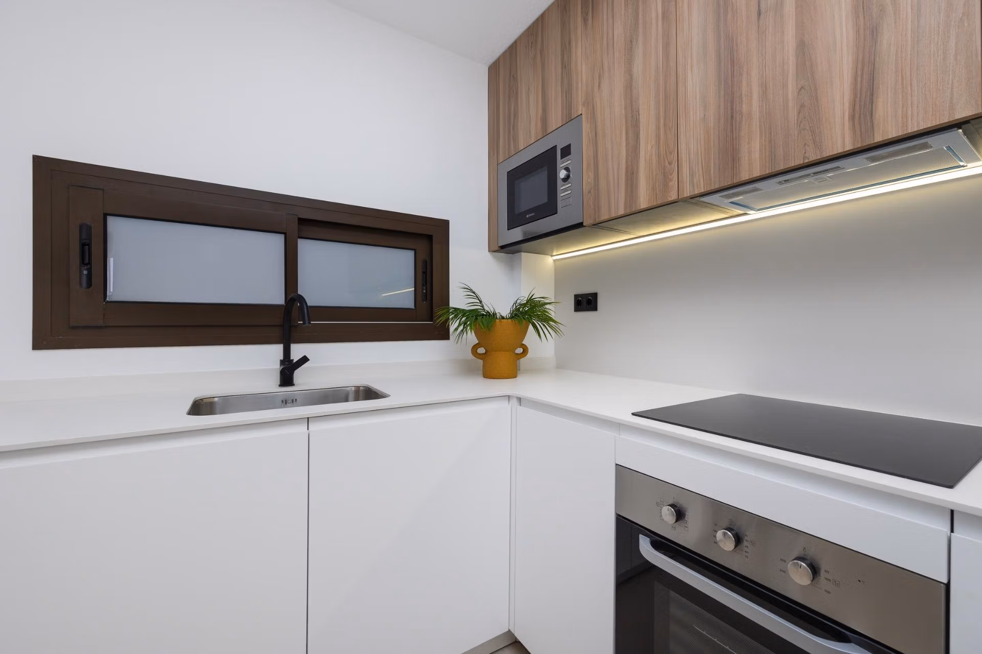 NEW-BUILD-RESIDENTIAL-COMPLEX-NEAR-LA-SERENA-GOLF-LOS-ALCAZARES-34 Нов апартамент с 3 спални на партерен етаж с градина за продажба близо до La Serena Golf в Лос Алкасарес, Мурсия