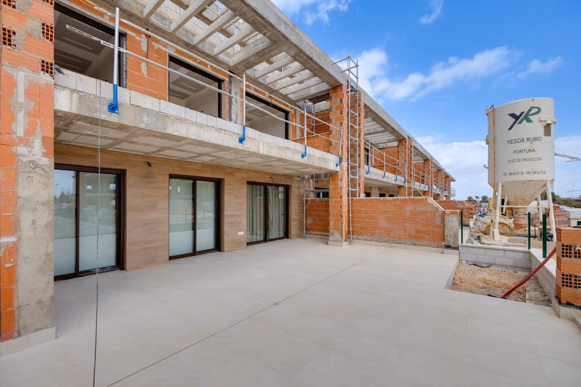 NEW-BUILD-RESIDENTIAL-COMPLEX-NEAR-LA-SERENA-GOLF-LOS-ALCAZARES-42 Нов апартамент с 3 спални на партерен етаж с градина за продажба близо до La Serena Golf в Лос Алкасарес, Мурсия