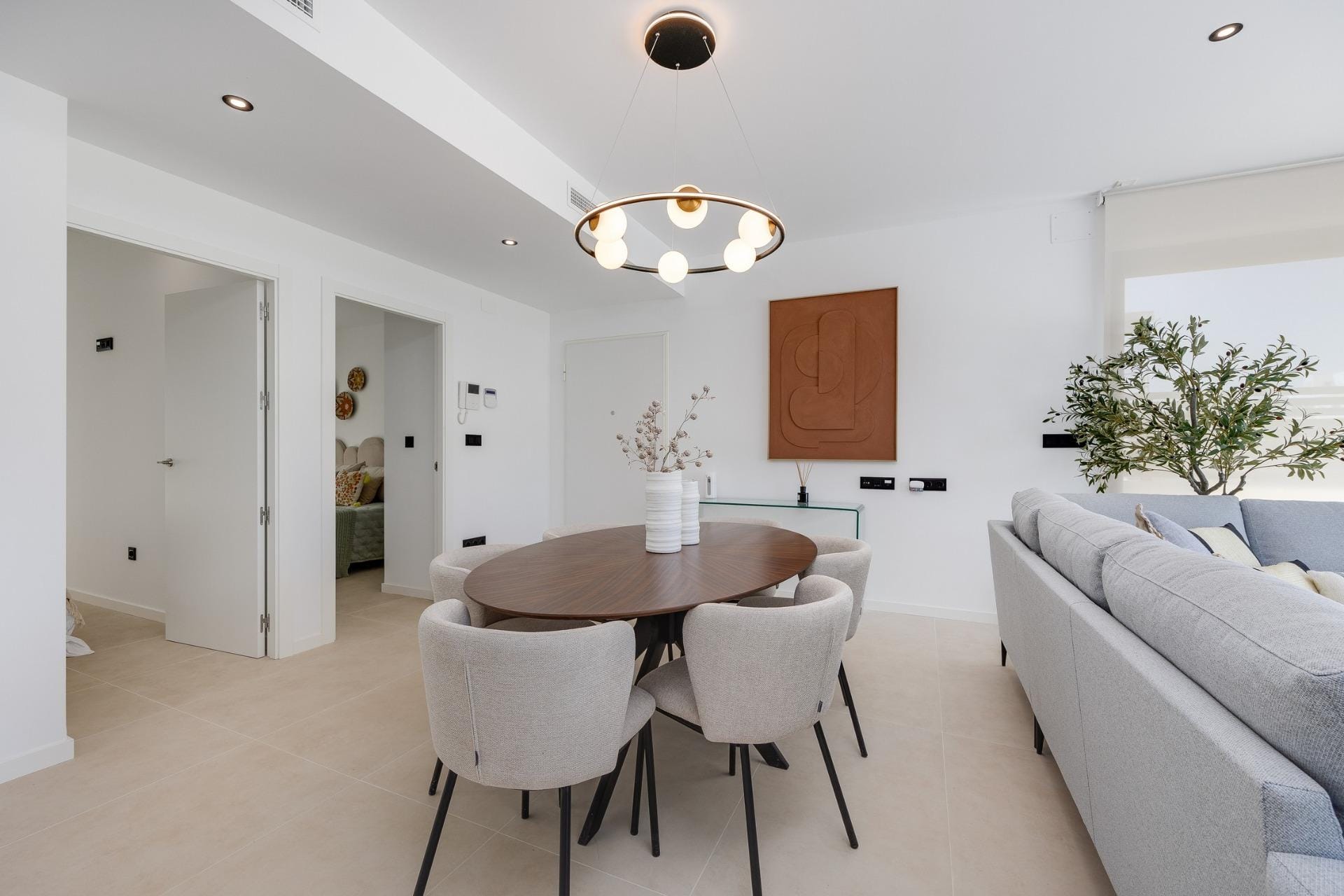 Nieuwbouwvilla met 3 slaapkamers, privézwembad, kelder en solarium te koop in Los Alcázares, Murcia