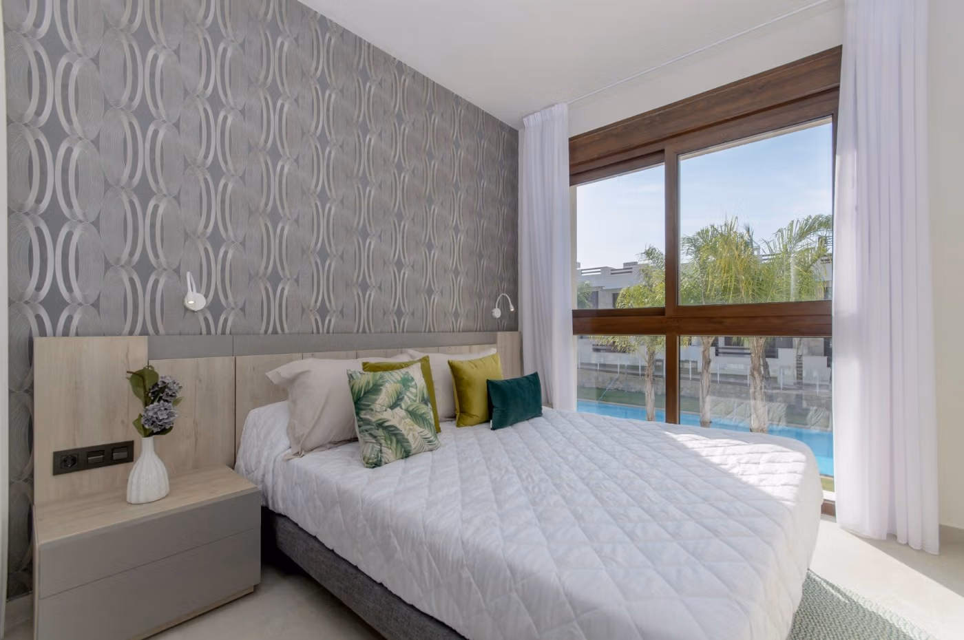 NEW-BUILD-RESIDENTIAL-OF-BUNGALOW-APARTMENTS-IN-LOS-BALCONES-TORREVIEJA-10 Полностью оборудованный пентхаус с 2 спальнями, солярием и видами на солёное озеро в Los Balcones, Torrevieja