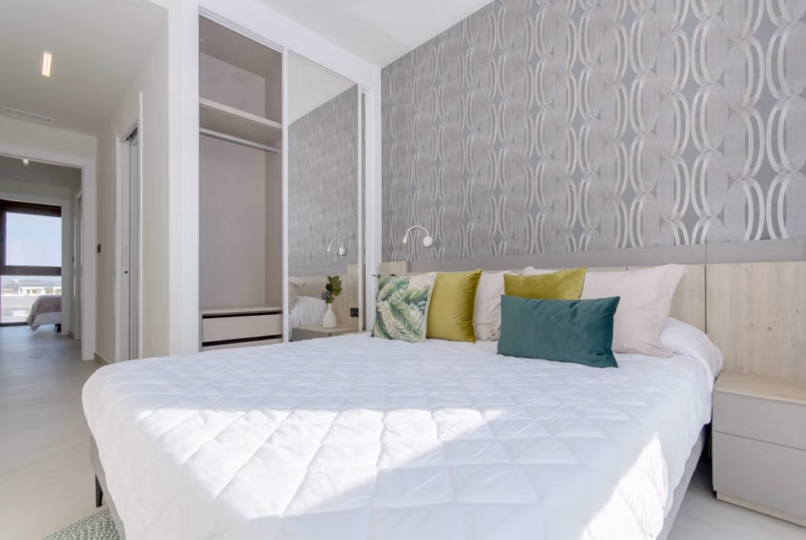 NEW-BUILD-RESIDENTIAL-OF-BUNGALOW-APARTMENTS-IN-LOS-BALCONES-TORREVIEJA-11