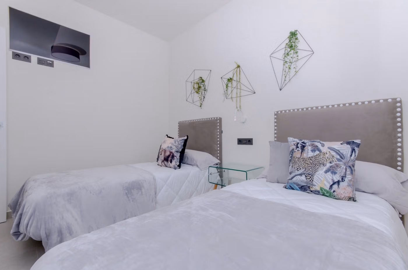 NEW-BUILD-RESIDENTIAL-OF-BUNGALOW-APARTMENTS-IN-LOS-BALCONES-TORREVIEJA-15 Полностью оборудованный пентхаус с 2 спальнями, солярием и видами на солёное озеро в Los Balcones, Torrevieja