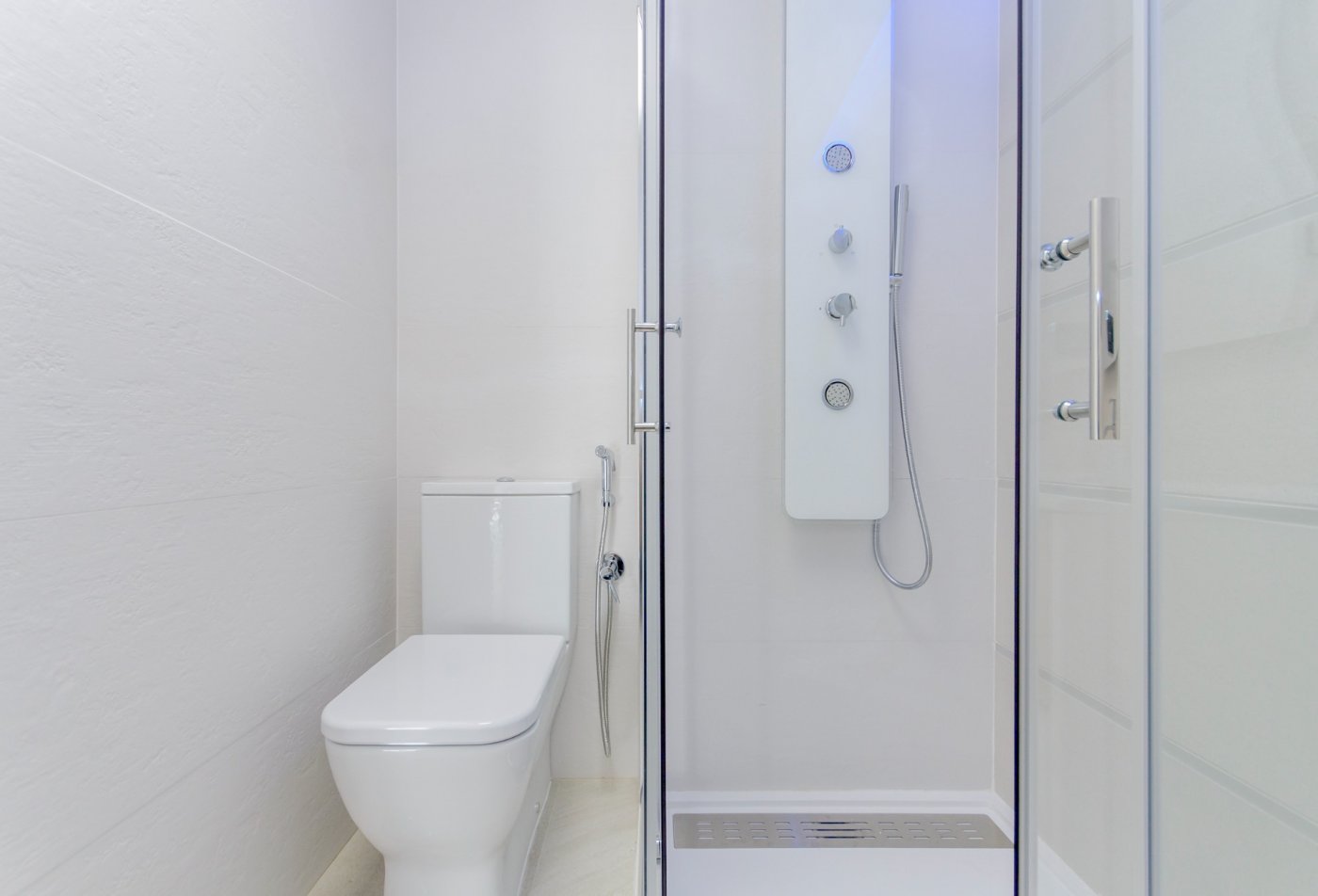 Fully Equipped 2 bedroom Penthouse Apartment with Solarium and Salt Lake Views in Los Balcones, Torrevieja