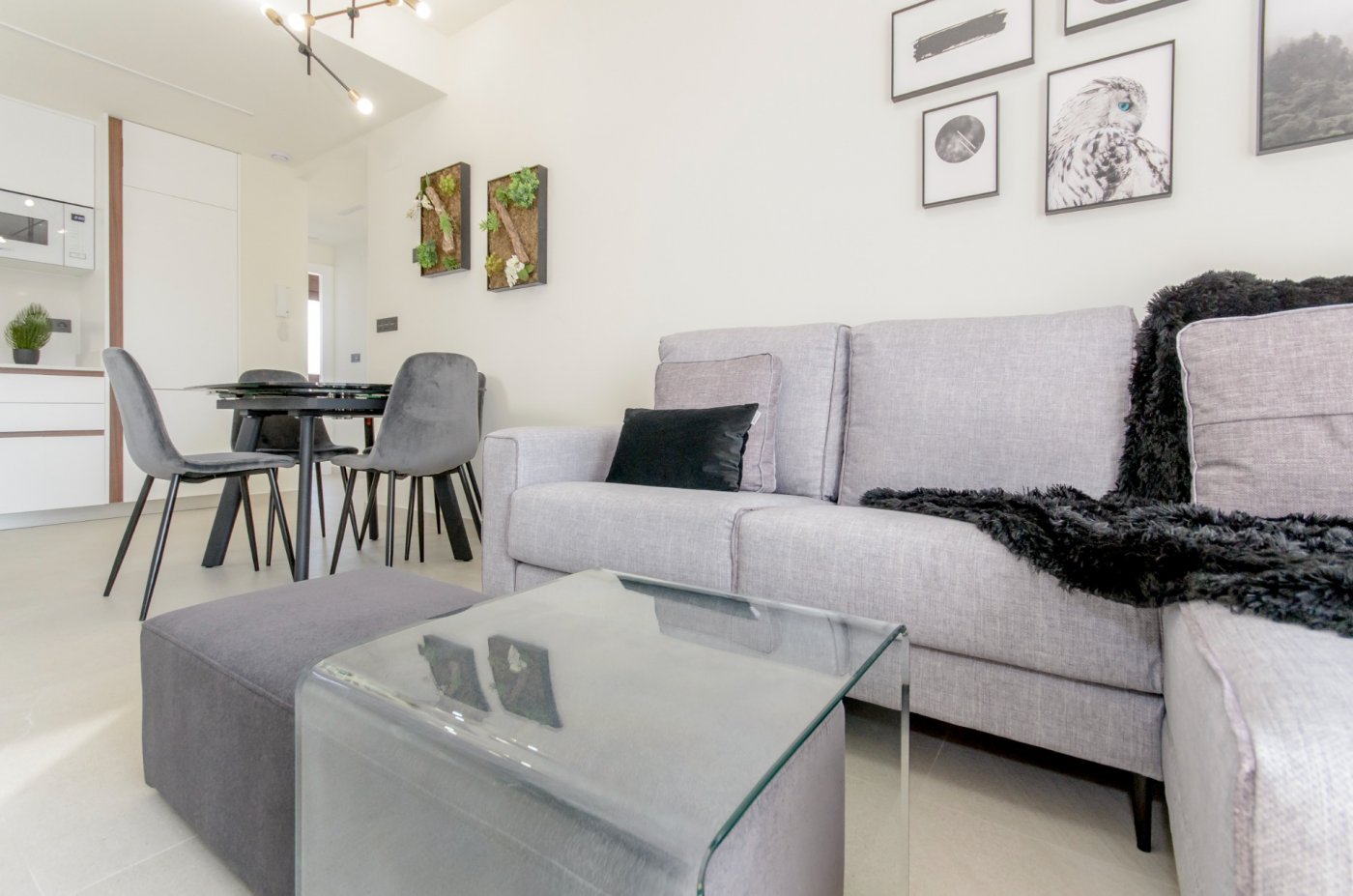 Fully Equipped 2 bedroom Penthouse Apartment with Solarium and Salt Lake Views in Los Balcones, Torrevieja