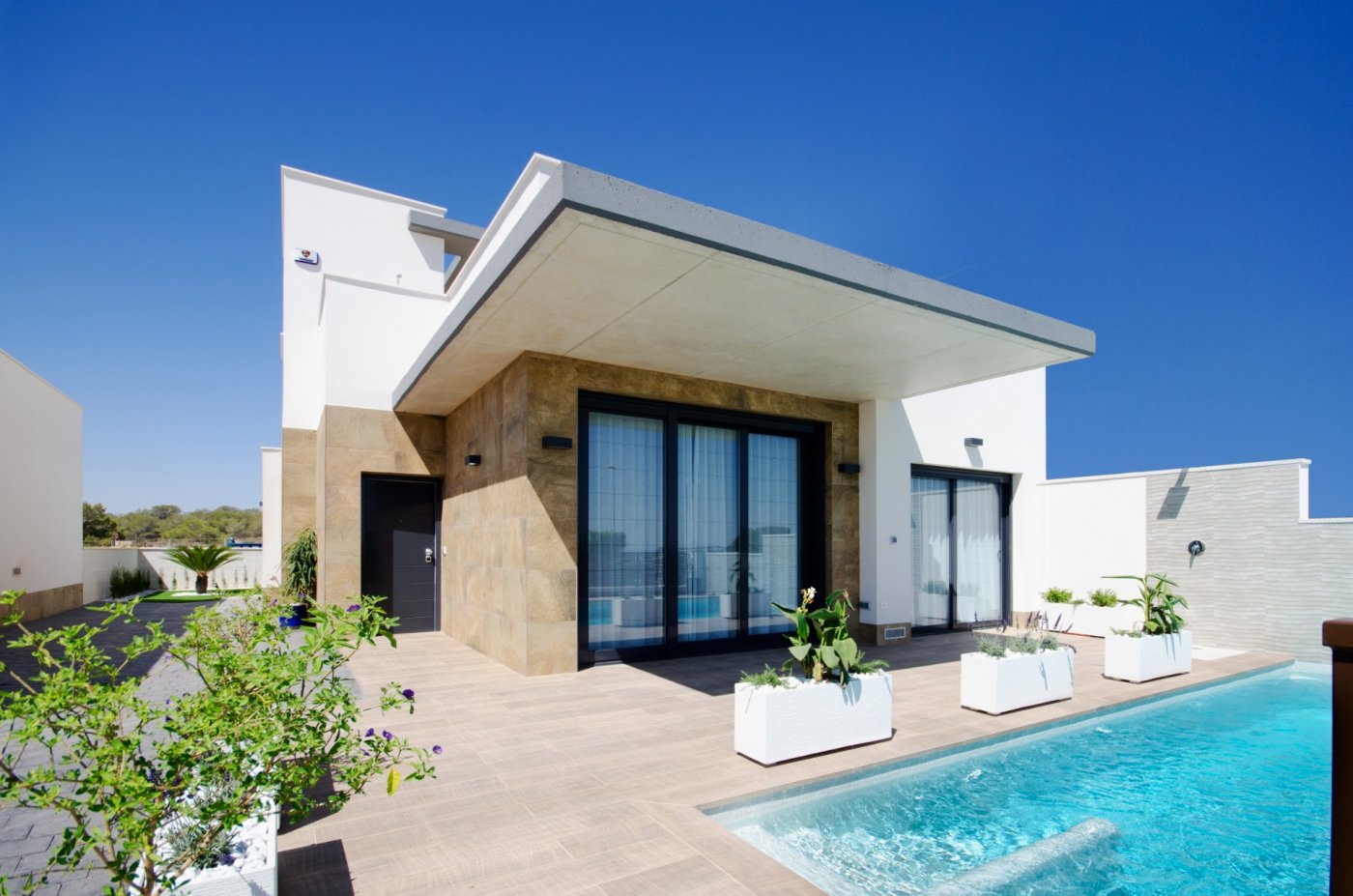 NEW BUILD RESIDENTIAL OF VILLAS IN SAN MIGUEL DE SALINAS in Cerro Del Sol