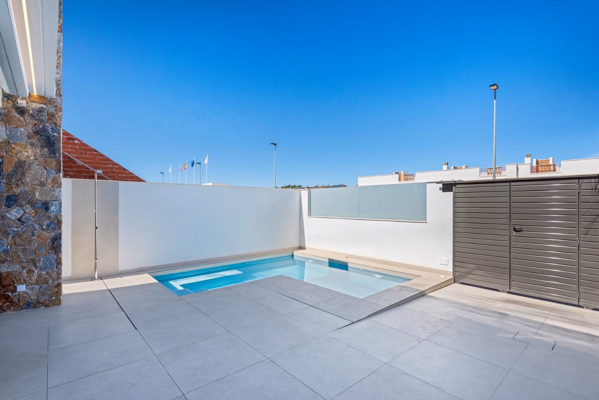 Charmig nyproducerad parvilla med privat pool till salu i San Javier