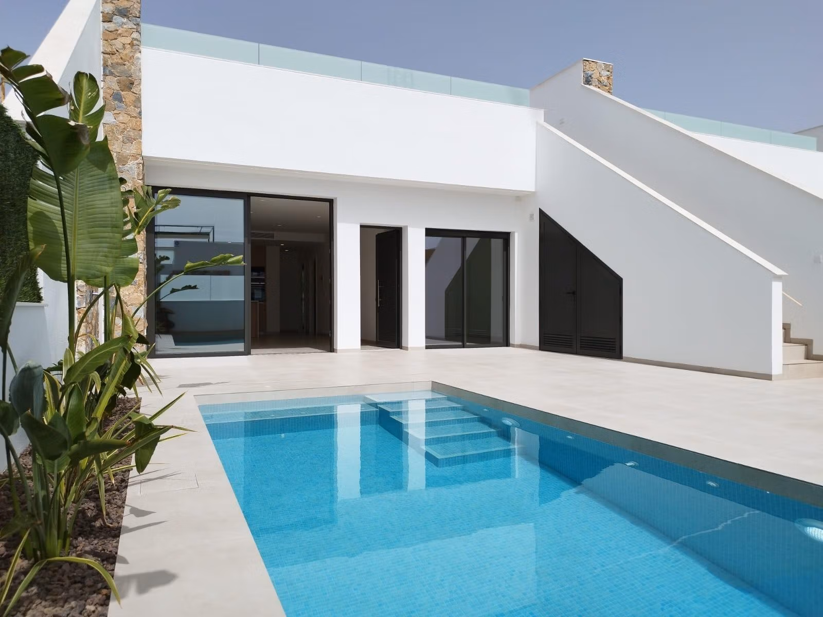 Charmig nyproducerad parvilla med privat pool till salu i San Javier