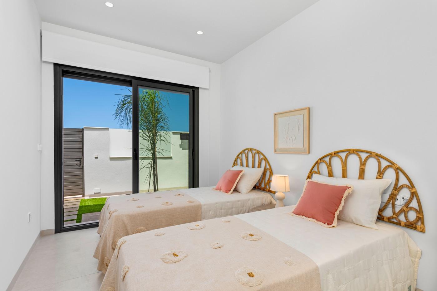 Modern New Build Townhouse with Private Pool for Sale near Serena Golf in Los Alcázares