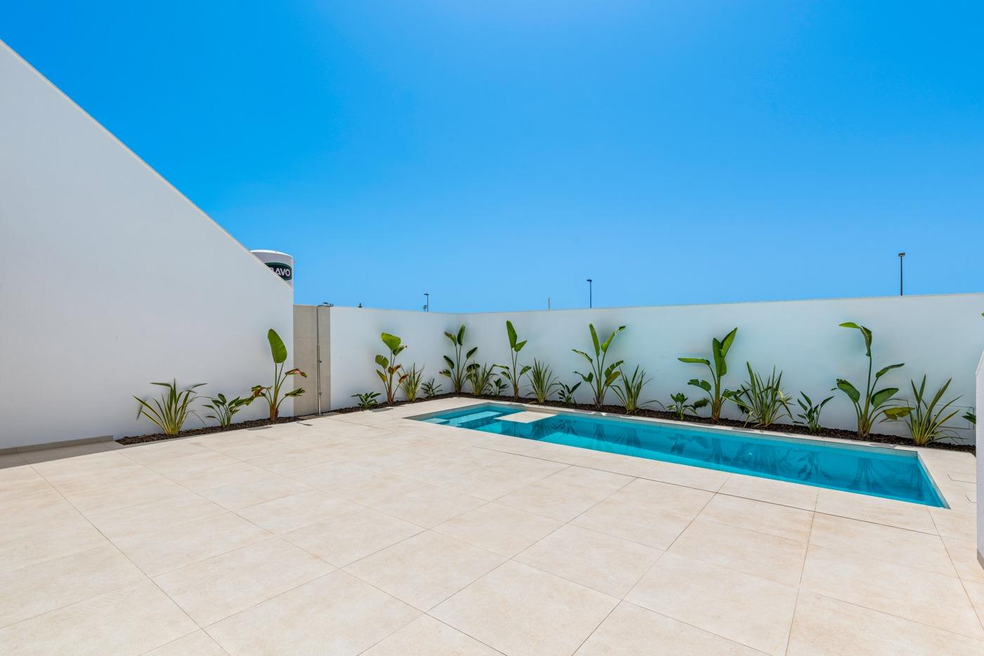 Modern New Build Townhouse with Private Pool for Sale near Serena Golf in Los Alcázares