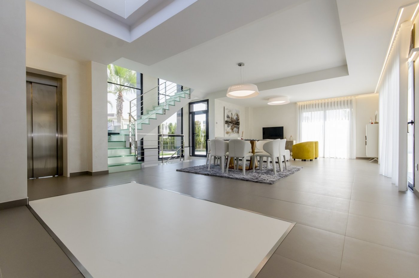Elegant New Build Villa with Private Pool for Sale 250m from the Beach in Campoamor