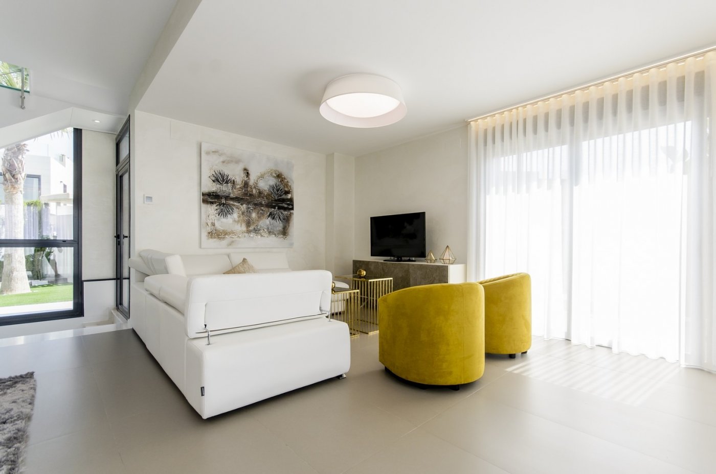 Elegant New Build Villa with Private Pool for Sale 250m from the Beach in Campoamor