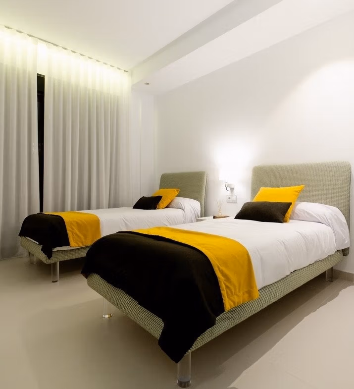 NEW-CONSTRUCTION-VILLAS-250-m-FROM-THE-BEACH-IN-CAMPOAMOR-32