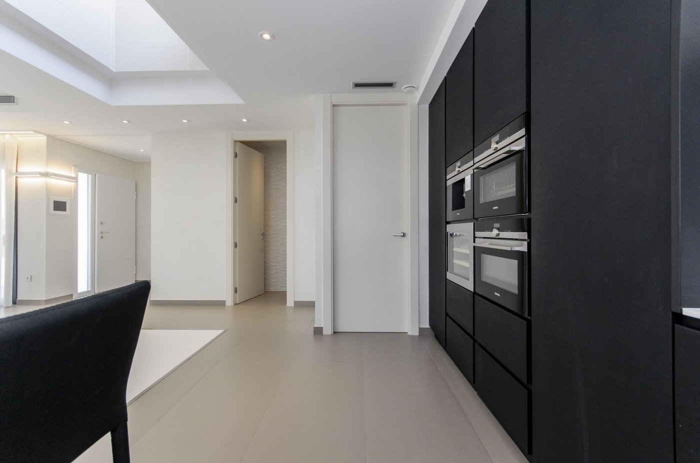 Elegant New Build Villa with Private Pool for Sale 250m from the Beach in Campoamor