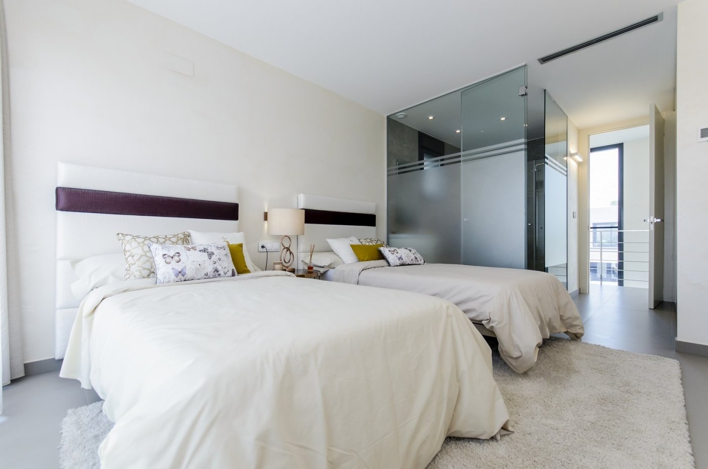 Elegant New Build Villa with Private Pool for Sale 250m from the Beach in Campoamor
