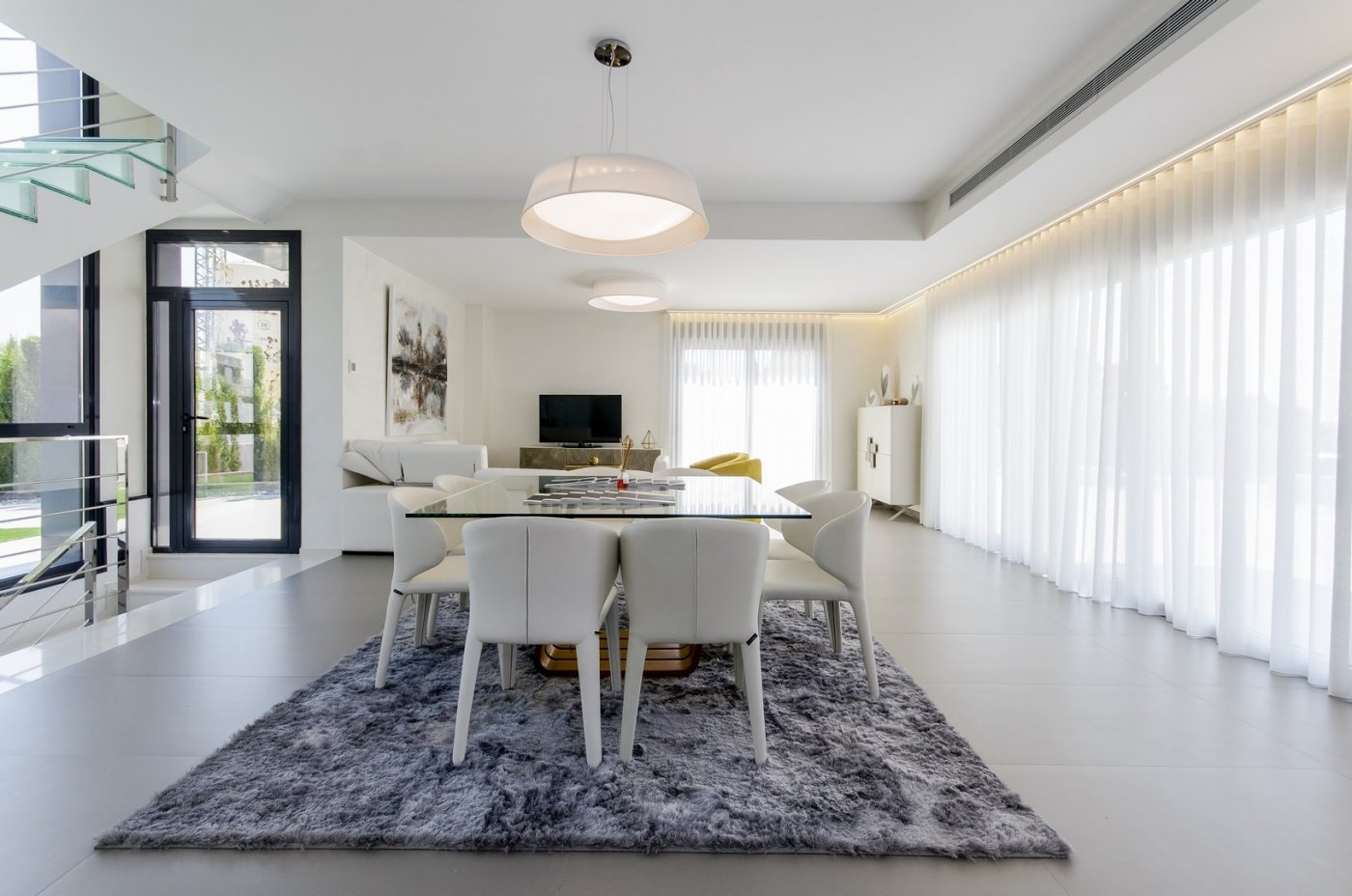 Elegant New Build Villa with Private Pool for Sale 250m from the Beach in Campoamor