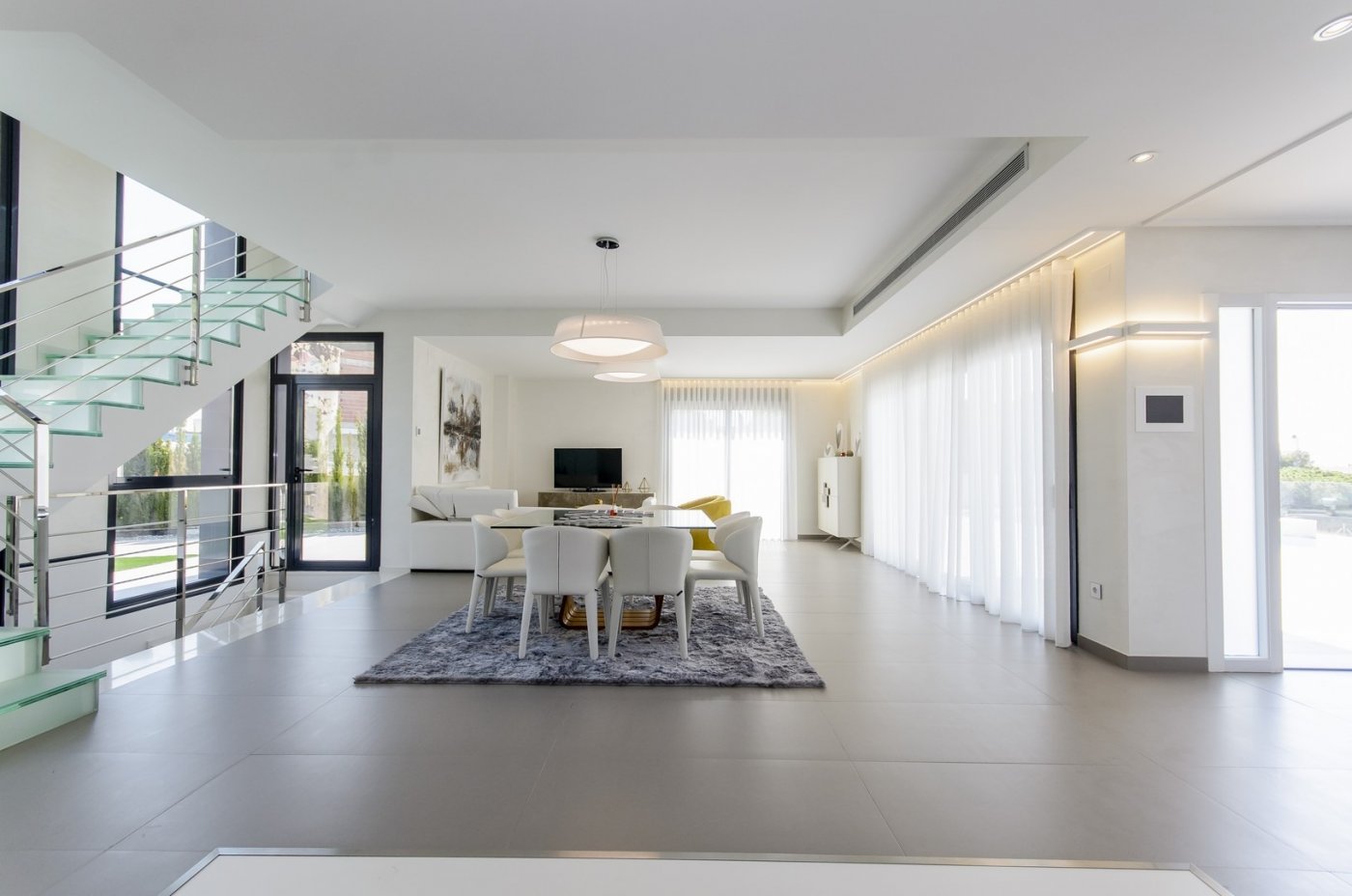 Elegant New Build Villa with Private Pool for Sale 250m from the Beach in Campoamor