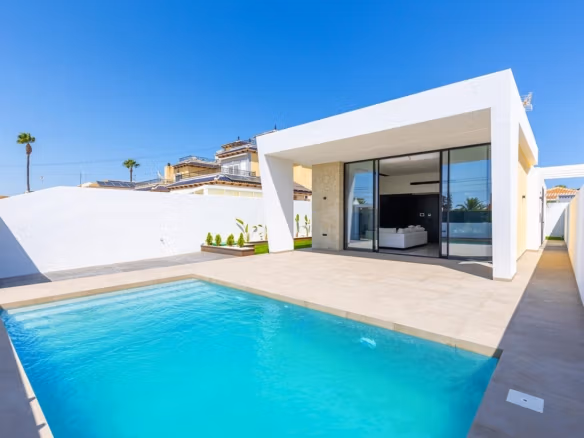 New Build One-Storey Villas with Private Pool for Sale in Los Balcones, Torrevieja, Spain