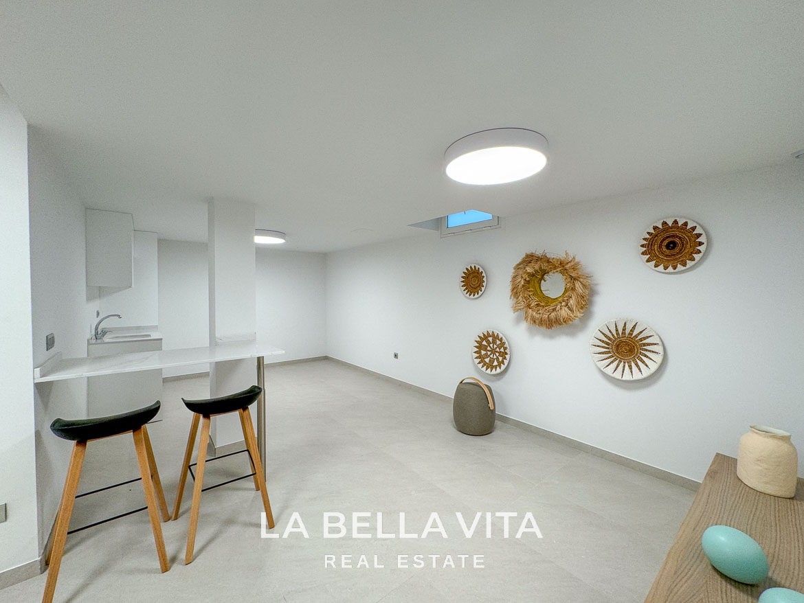 Design Villa with Private Pool and Solarium for Sale in Ciudad Quesada