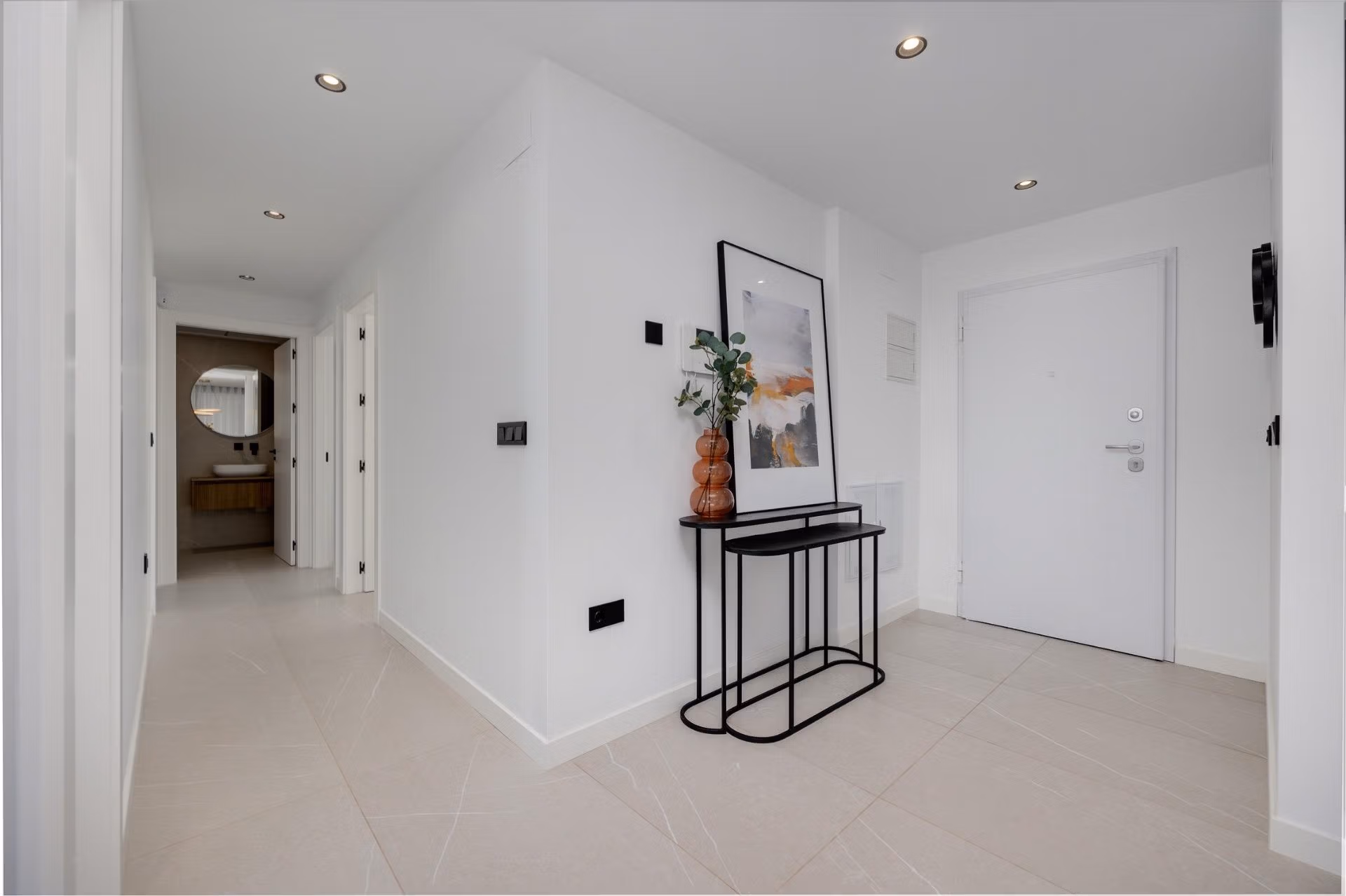 Nieuwbouwvilla met 3 slaapkamers, privézwembad, dakterras en garage te koop in Torrevieja