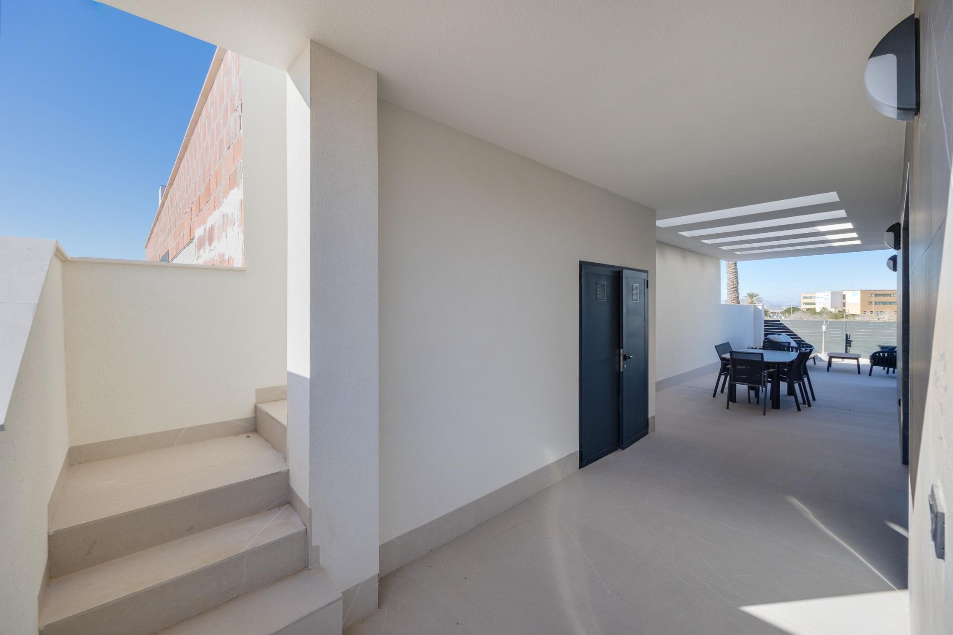 New-Villas-for-Sale-in-Torrevieja-–-2-km-from-the-Sea-34 New Build 3 Bedroom Villa with Private Pool, Rooftop Solarium and Garage for Sale in Torrevieja