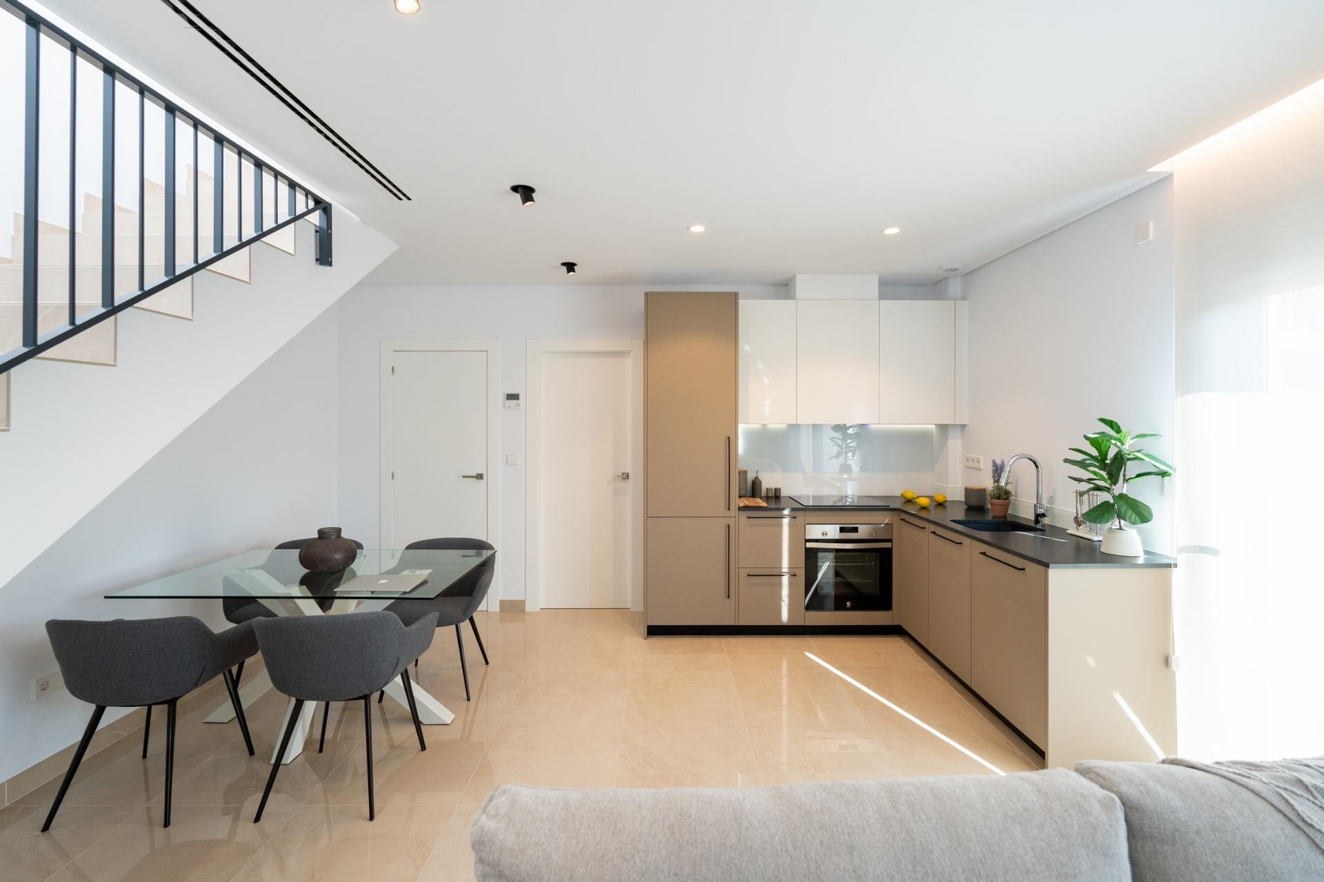 Modern New Build 3 Bedroom Townhouse with Private Garden for Sale in Gran Alacant