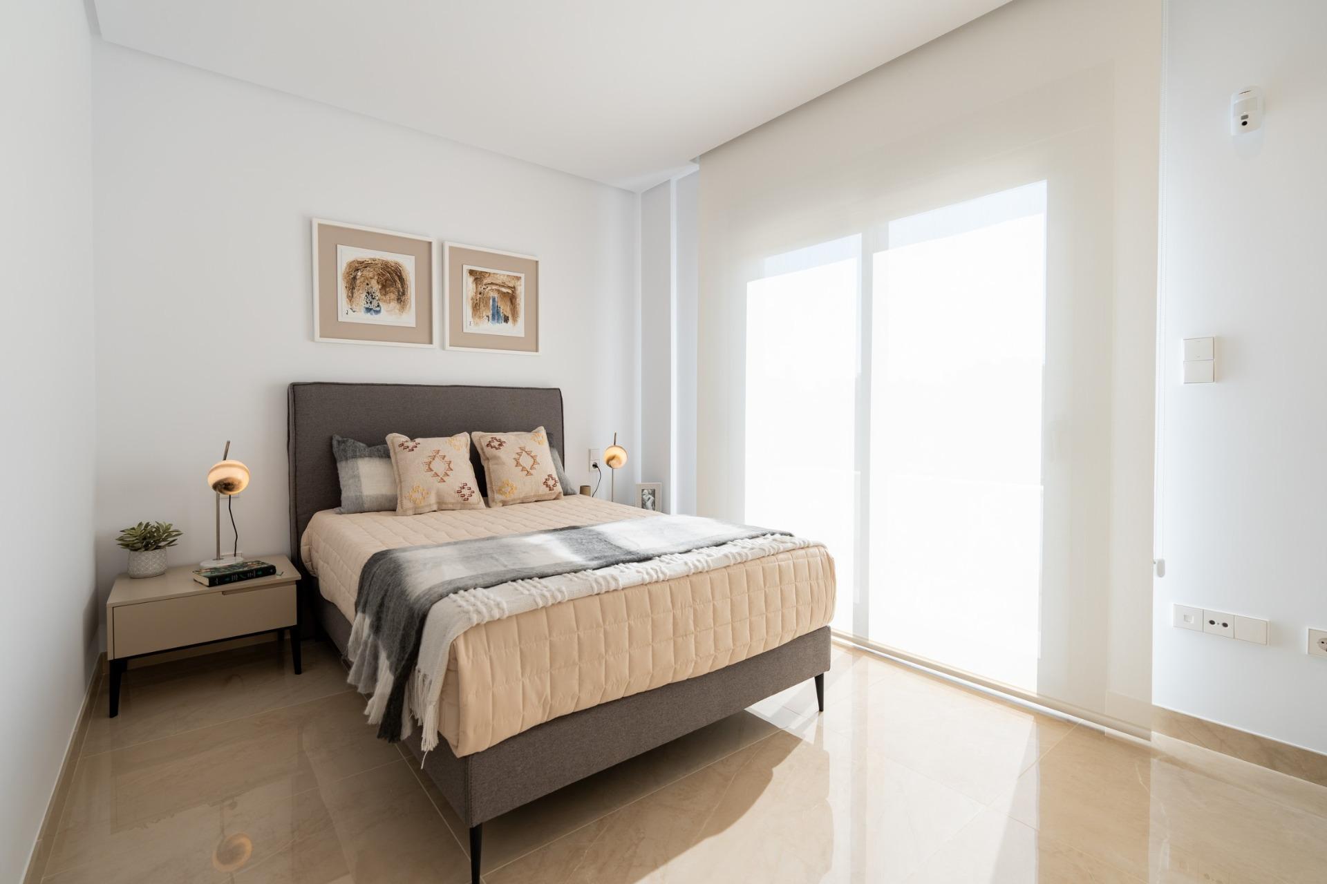 Modern New Build 3 Bedroom Townhouse with Private Garden for Sale in Gran Alacant