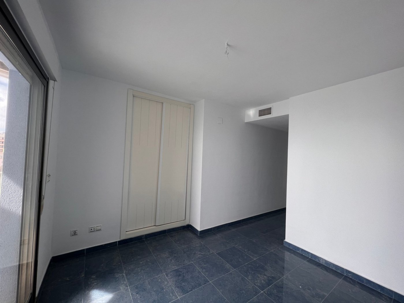 Luxury 3 Bedroom Penthouse with Sea Views and 161 m² Solarium for Sale in Calpe