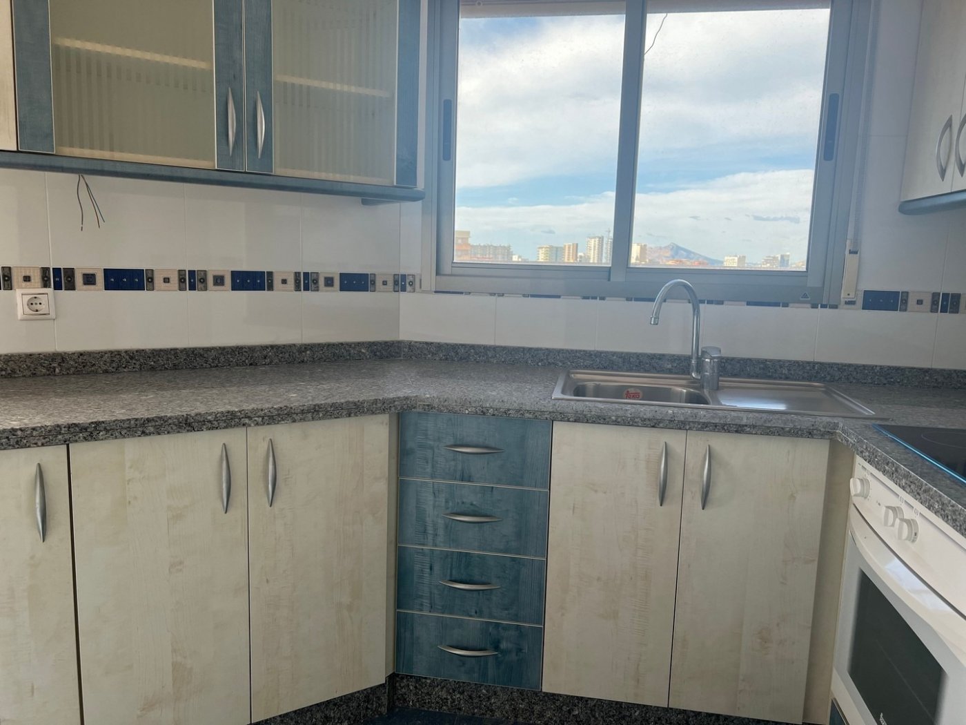 Luxury 3 Bedroom Penthouse with Sea Views and 161 m² Solarium for Sale in Calpe