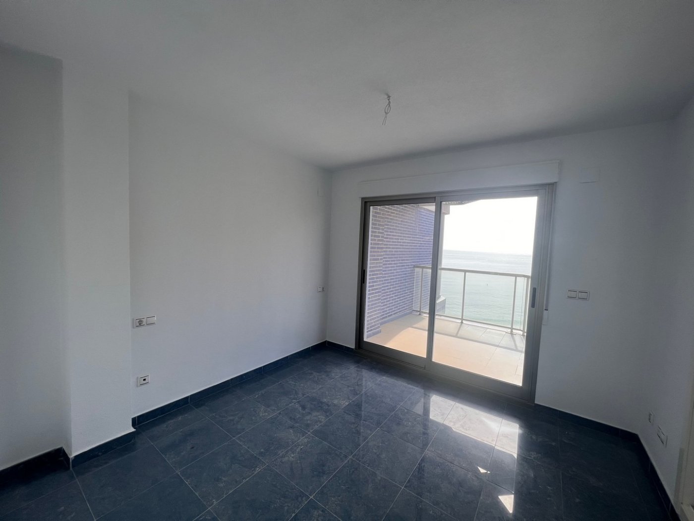 Luxury 3 Bedroom Penthouse with Sea Views and 161 m² Solarium for Sale in Calpe