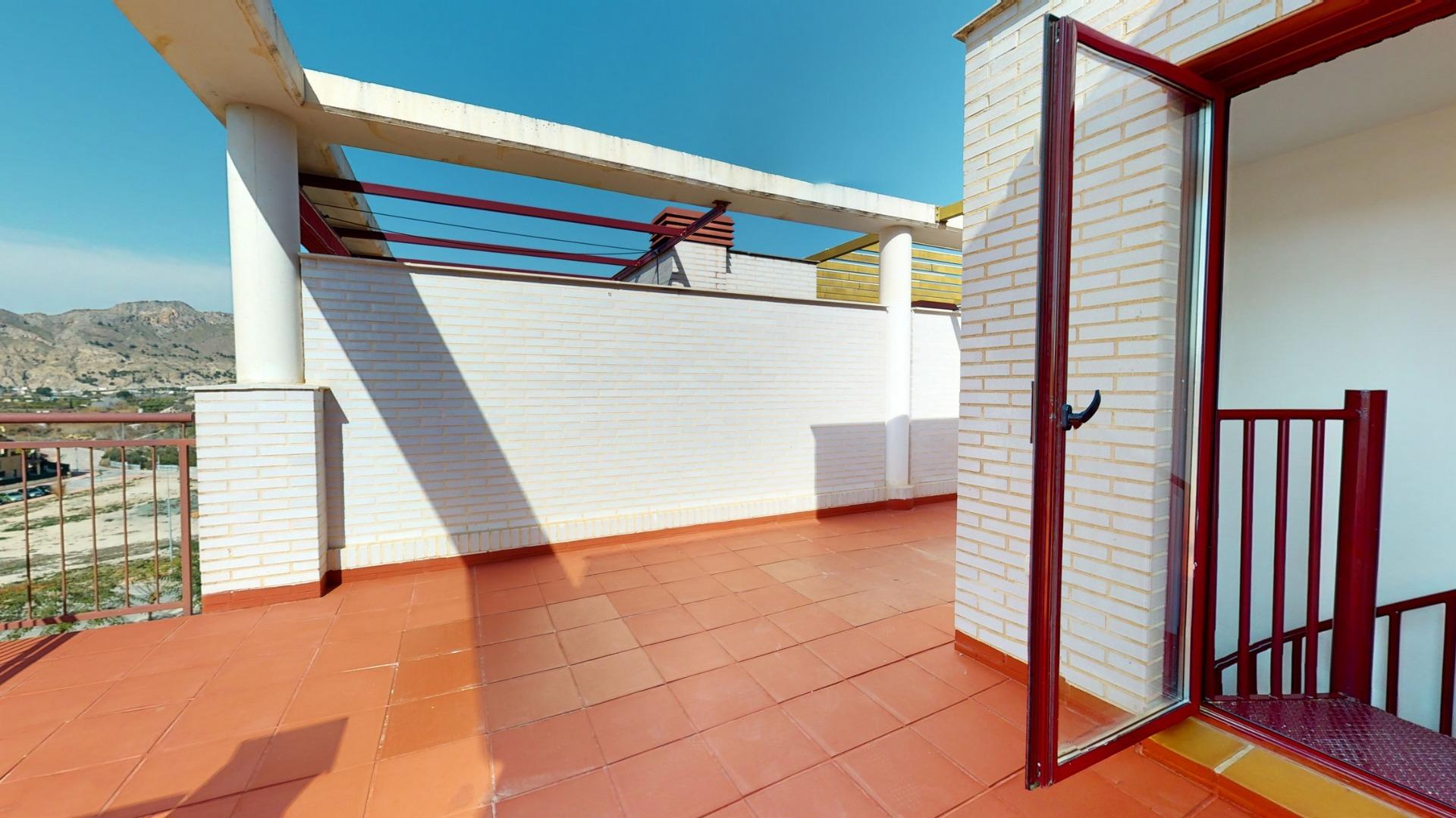 Spectacular Key Ready 2 Bedroom Penthouse with Solarium for Sale near Archena, Murcia