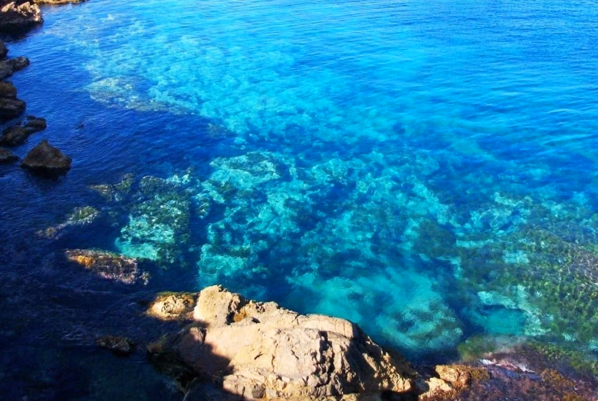 Stunning turquoise sea view from bright new build 2-bedroom townhouse in La Manga del Mar Menor