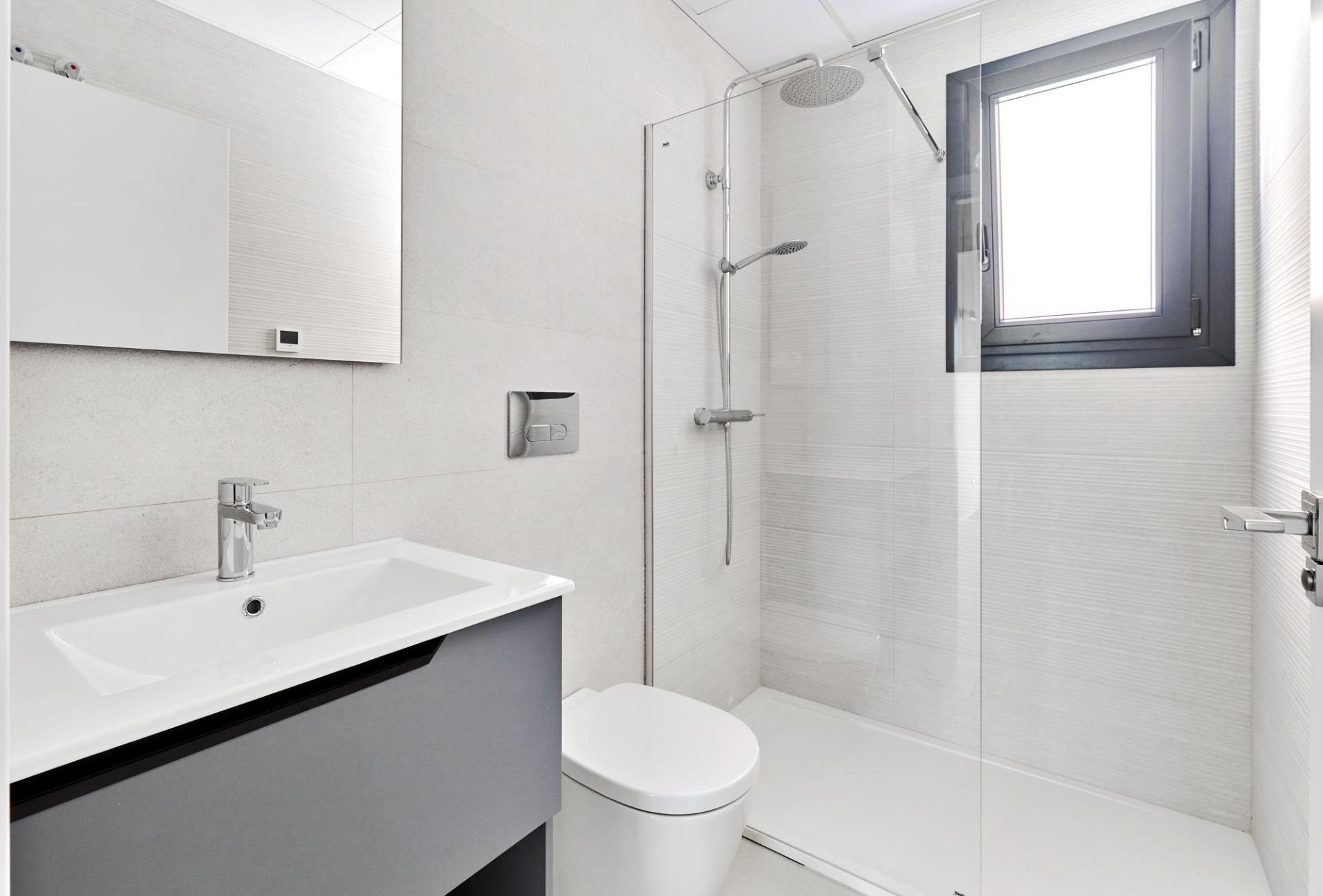 Modern New Build 2 Bedroom Top Floor Apartment for Sale in Torrevieja – Just 250m from the Sea