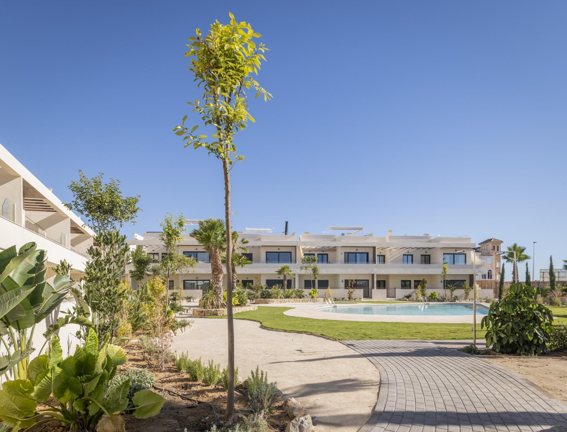 Modern New Build 2 Bedroom Top Floor Apartment for Sale in Torrevieja – Just 250m from the Sea