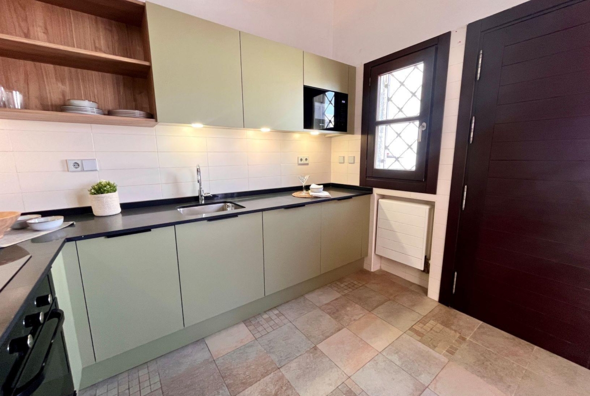 Elegant-One-Level-Townhouses-with-Private-Pool-in-Peraleja-Golf-Resort-–-Costa-Calida-9