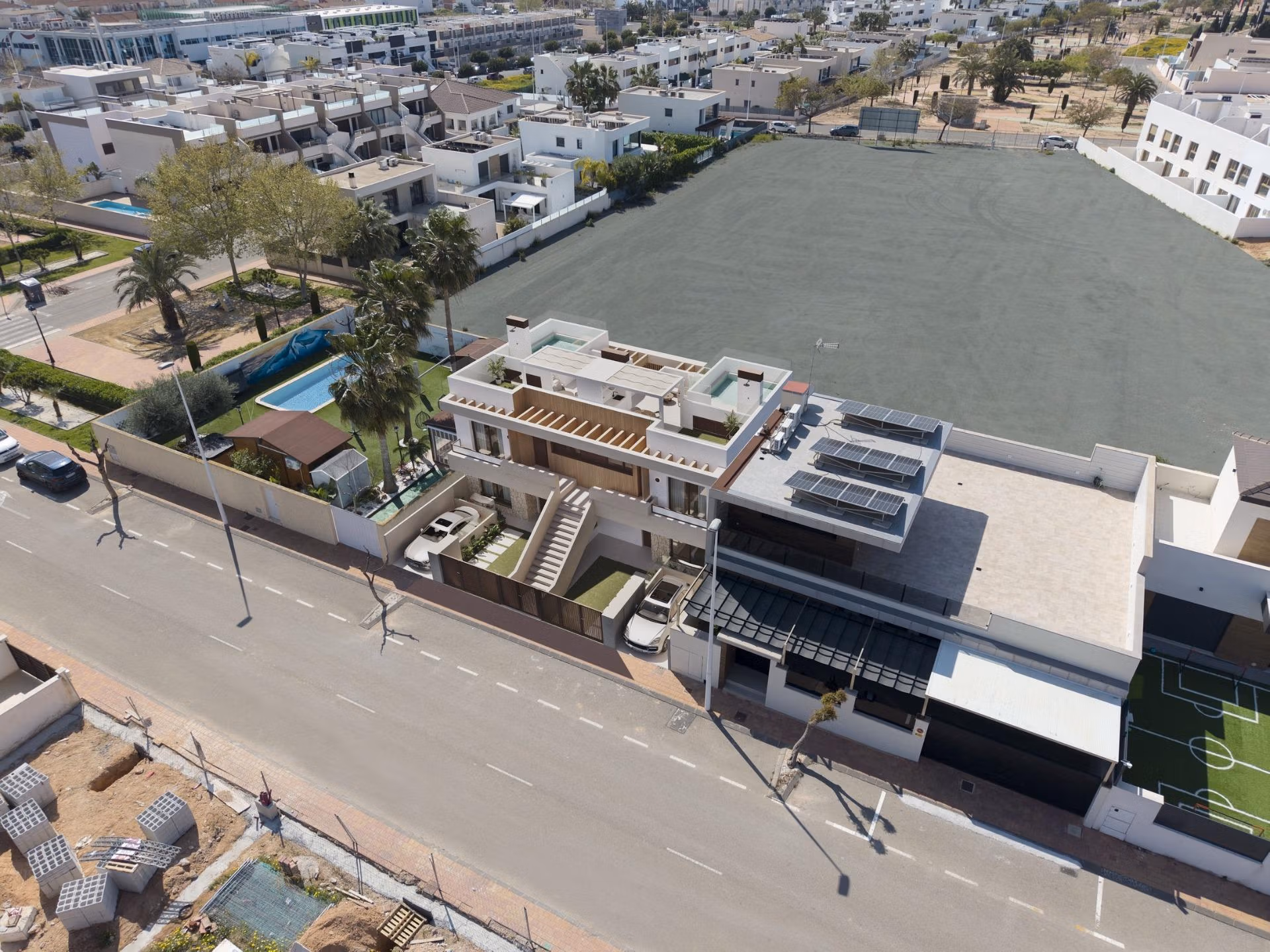 Modern exclusive new build bungalow with private pool and rooftop terrace in sunny San Pedro del Pinatar exterior view