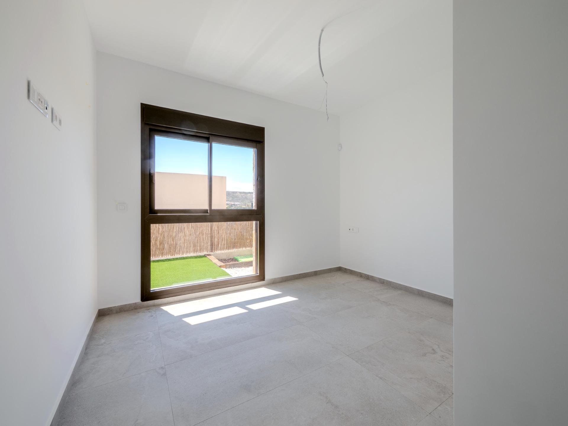 Sophisticated Key Ready 3 Bedroom Villa with Private Pool for Sale in Algorfa, La Finca Golf