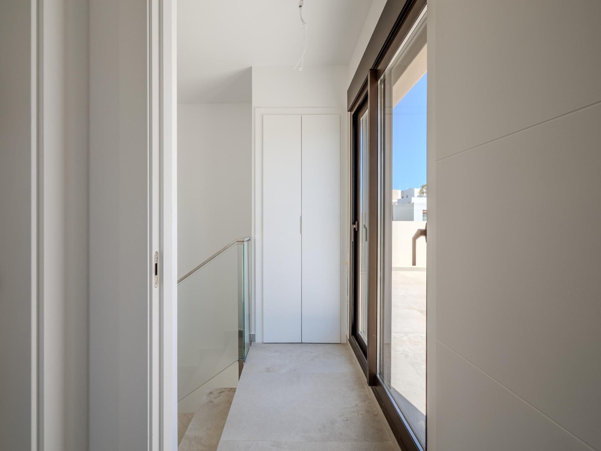 Sophisticated Key Ready 3 Bedroom Villa with Private Pool for Sale in Algorfa, La Finca Golf