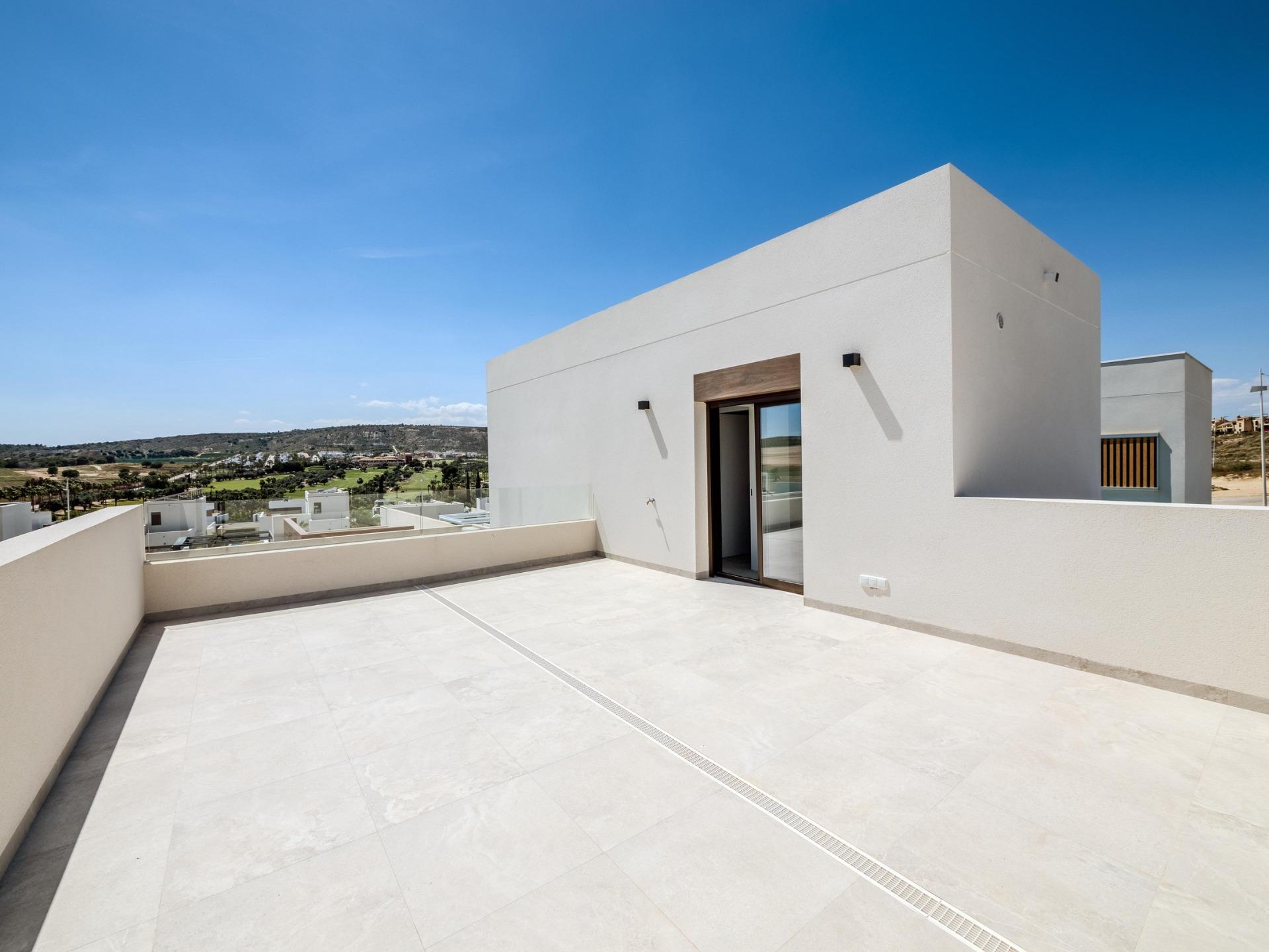 Sophisticated Key Ready 3 Bedroom Villa with Private Pool for Sale in Algorfa, La Finca Golf