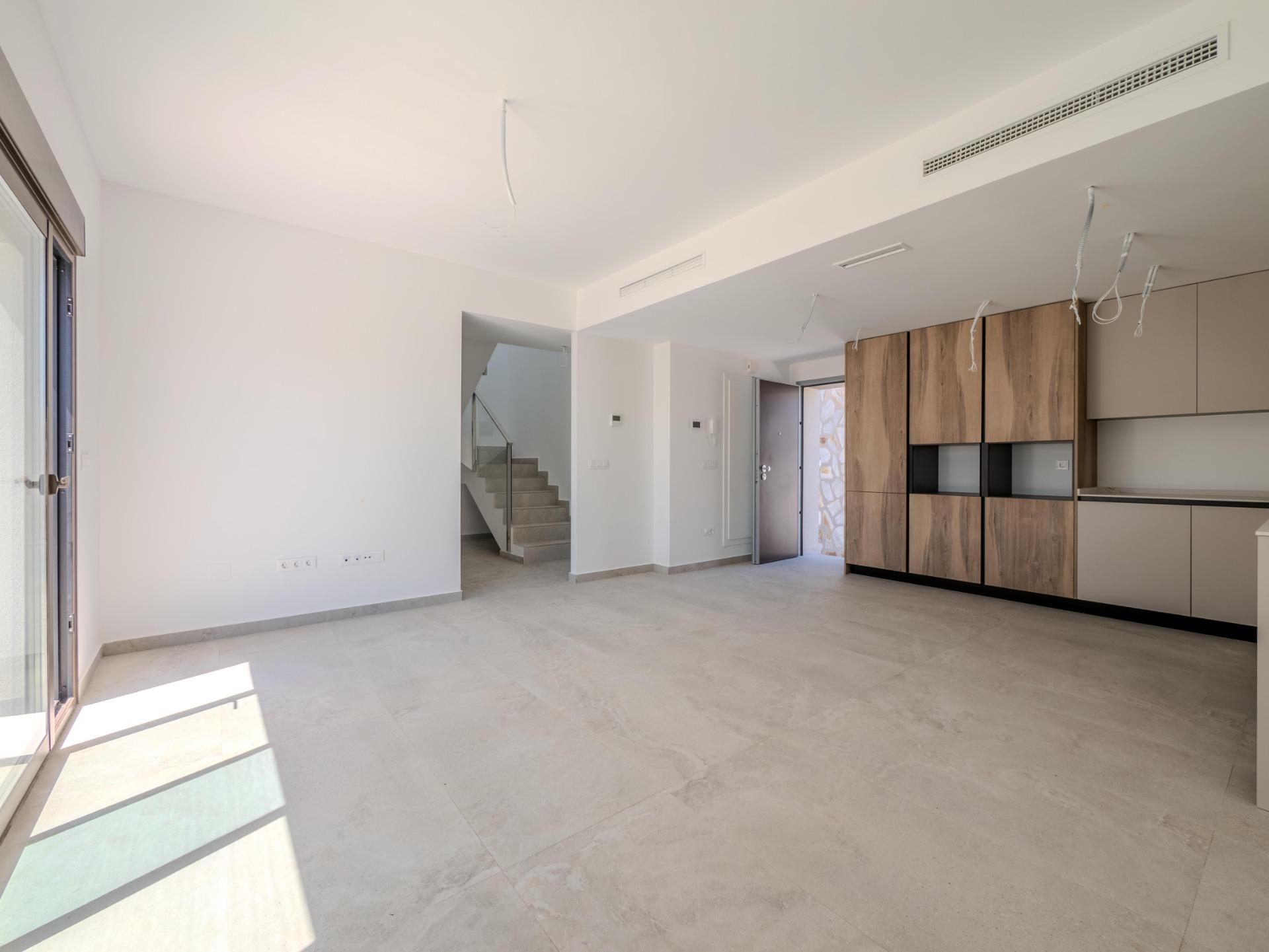 Sophisticated Key Ready 3 Bedroom Villa with Private Pool for Sale in Algorfa, La Finca Golf