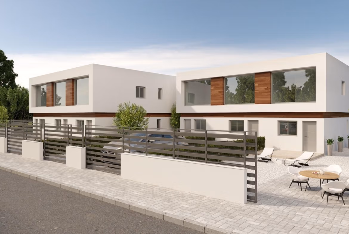 Strak modern herenhuis met 2 slaapkamers, ruim zonovergoten terras en privétuin nabij het strand in Orihuela Costa