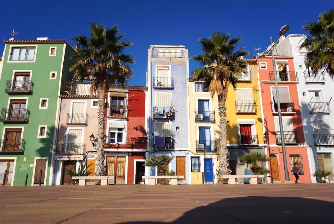 Exclusive-Seafront-Apartments-and-Penthouses-in-Villajoyosa-with-Panoramic-Mediterranean-Views-7