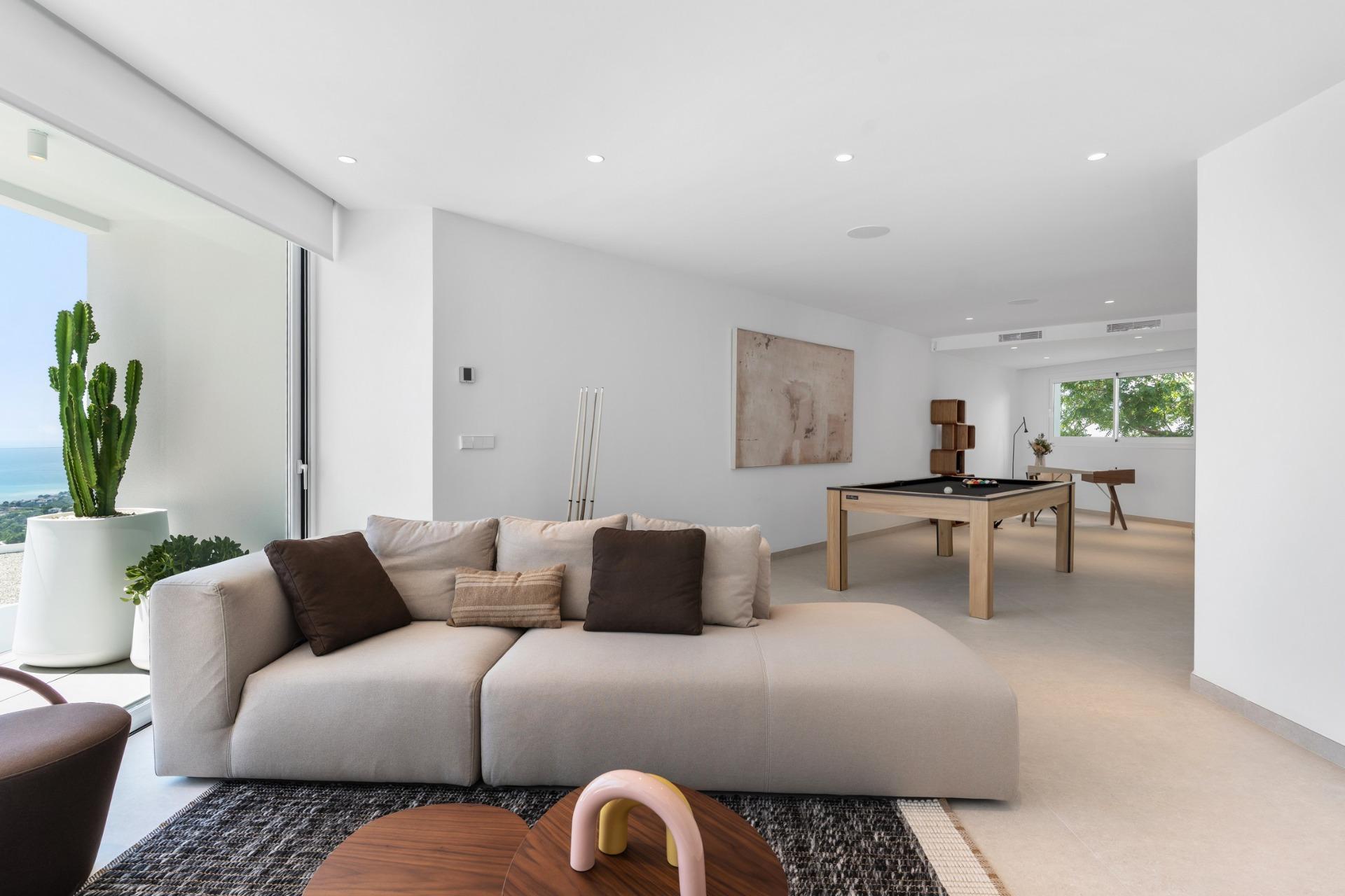 Exceptional Key Ready 4 Bedroom Villa with Sea Views and Private Pool for Sale in Altea