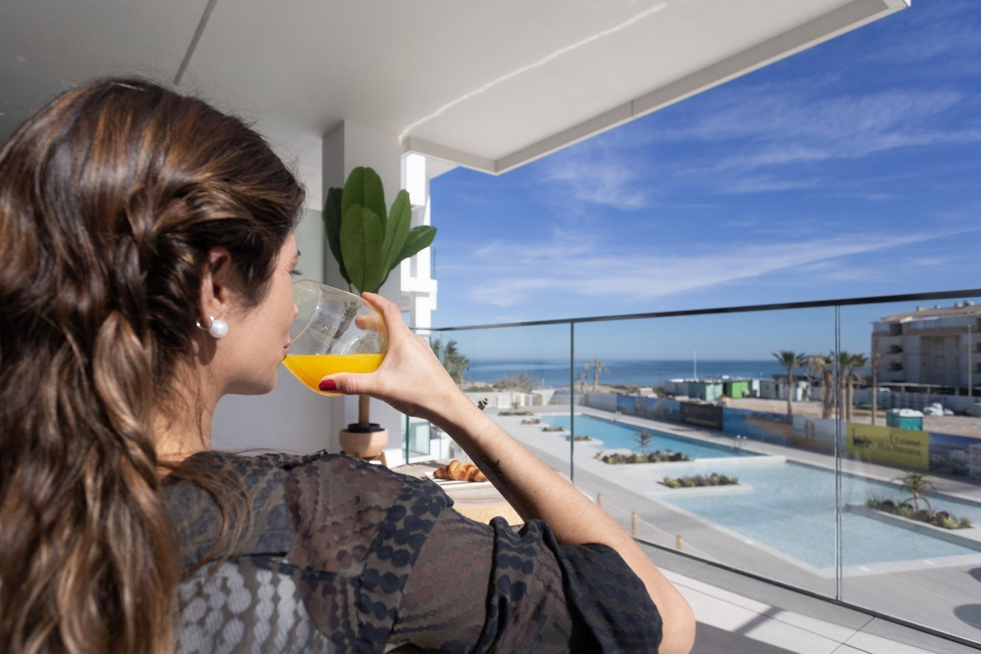 Modern New Build 2 Bedroom Ground Floor Apartment with Terrace for Sale in Denia – Beachfront