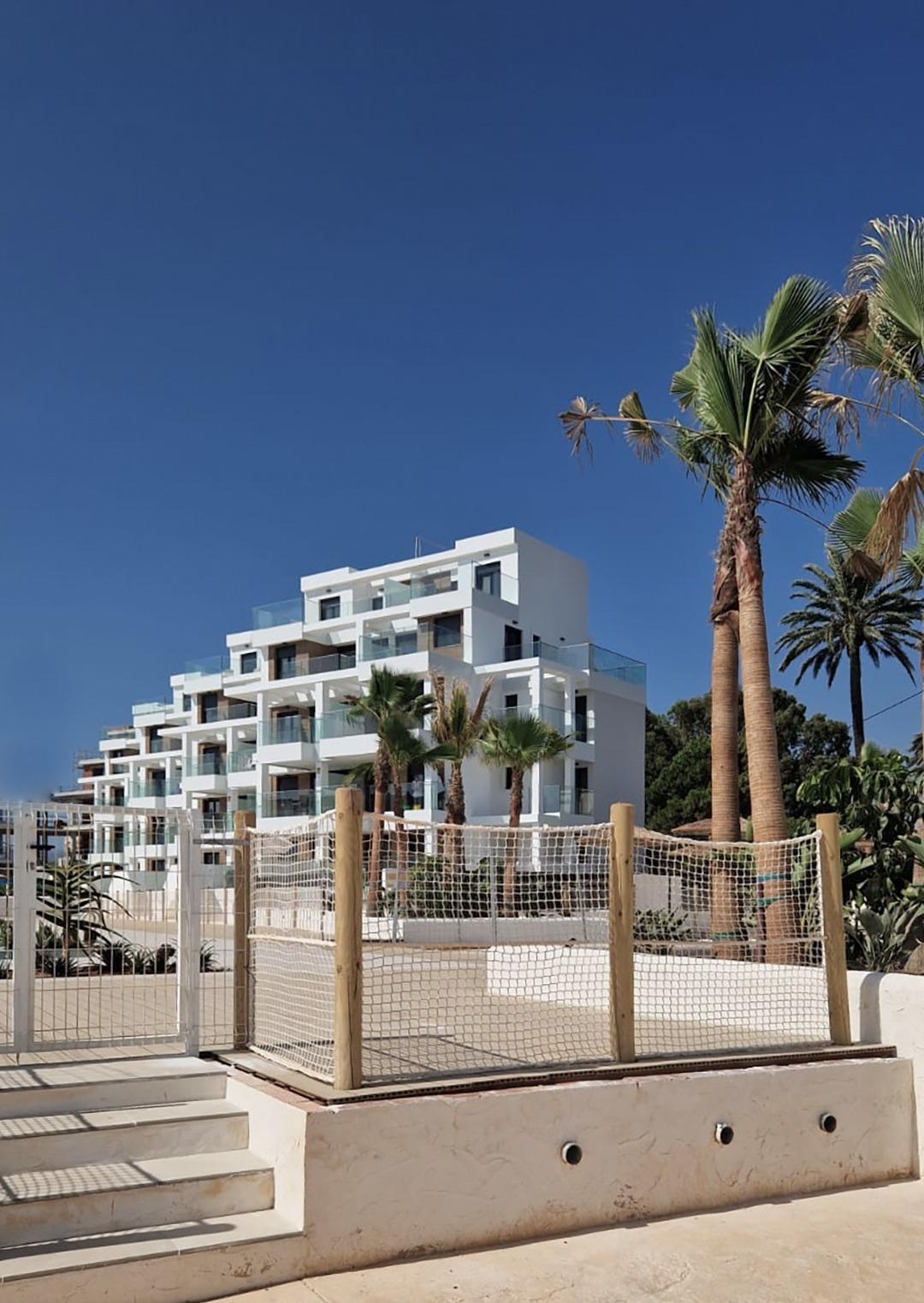 Modern New Build 2 Bedroom Ground Floor Apartment with Terrace for Sale in Denia – Beachfront