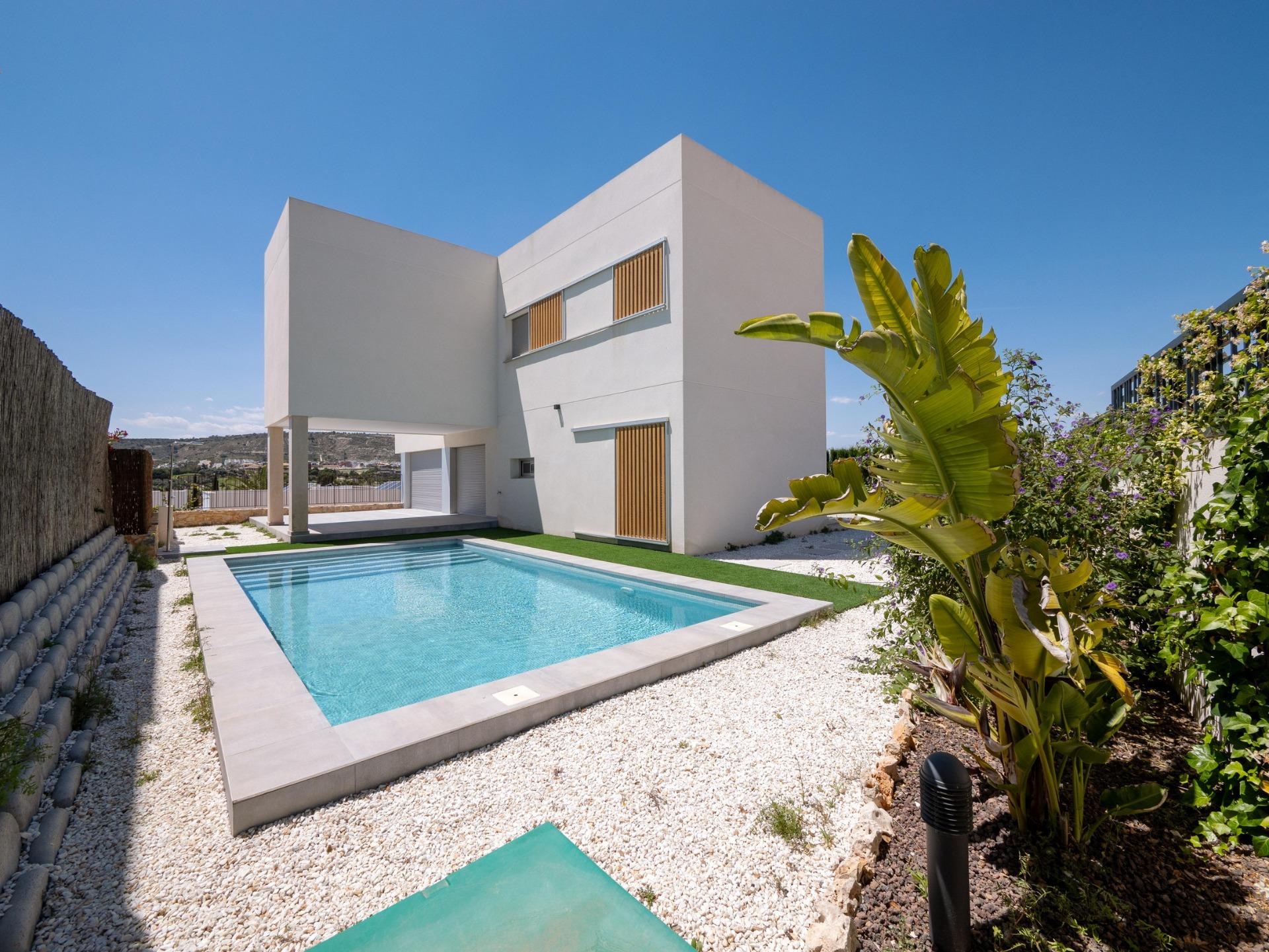 MODERN-DESIGN-VILLA-WITH-GOLF-VIEWS-2 Impressive Key Ready 4 Bedroom Villa with Golf Views and Basement for Sale in Algorfa, La Finca