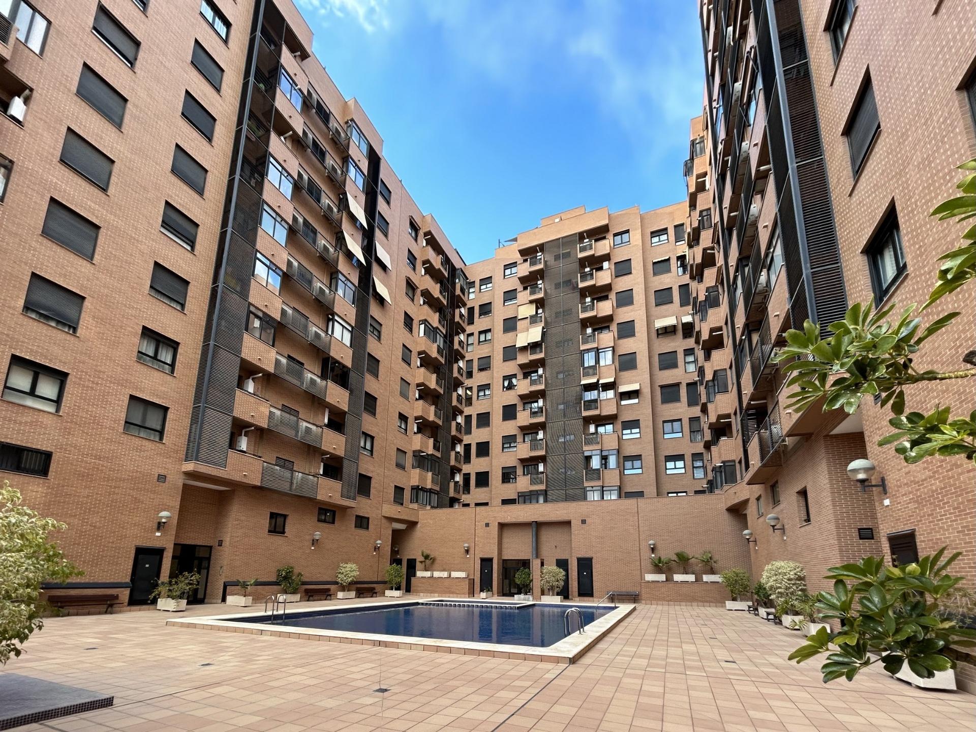 Modern-Duplex-Loft-Apartments-in-the-Heart-of-Alicante-15 Stylish New Build 1 Bedroom Duplex Loft with Independent Entrance for Sale in Alicante City Centre