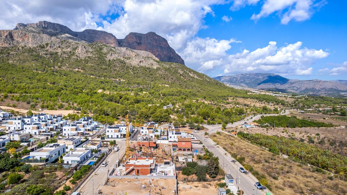 Modern Luxury 4 Bedroom Villa with Sea and Mountain Views for Sale in Polop de la Marina