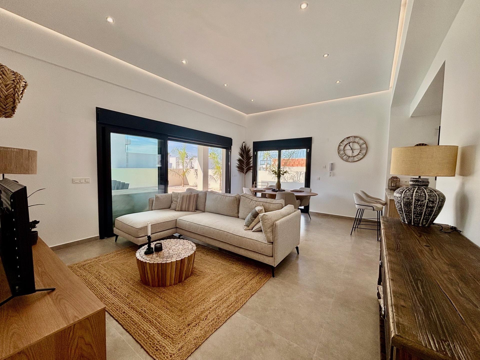 Single-Storey New Build Villa with Private Pool and Solarium for Sale in Rafal, Costa Blanca