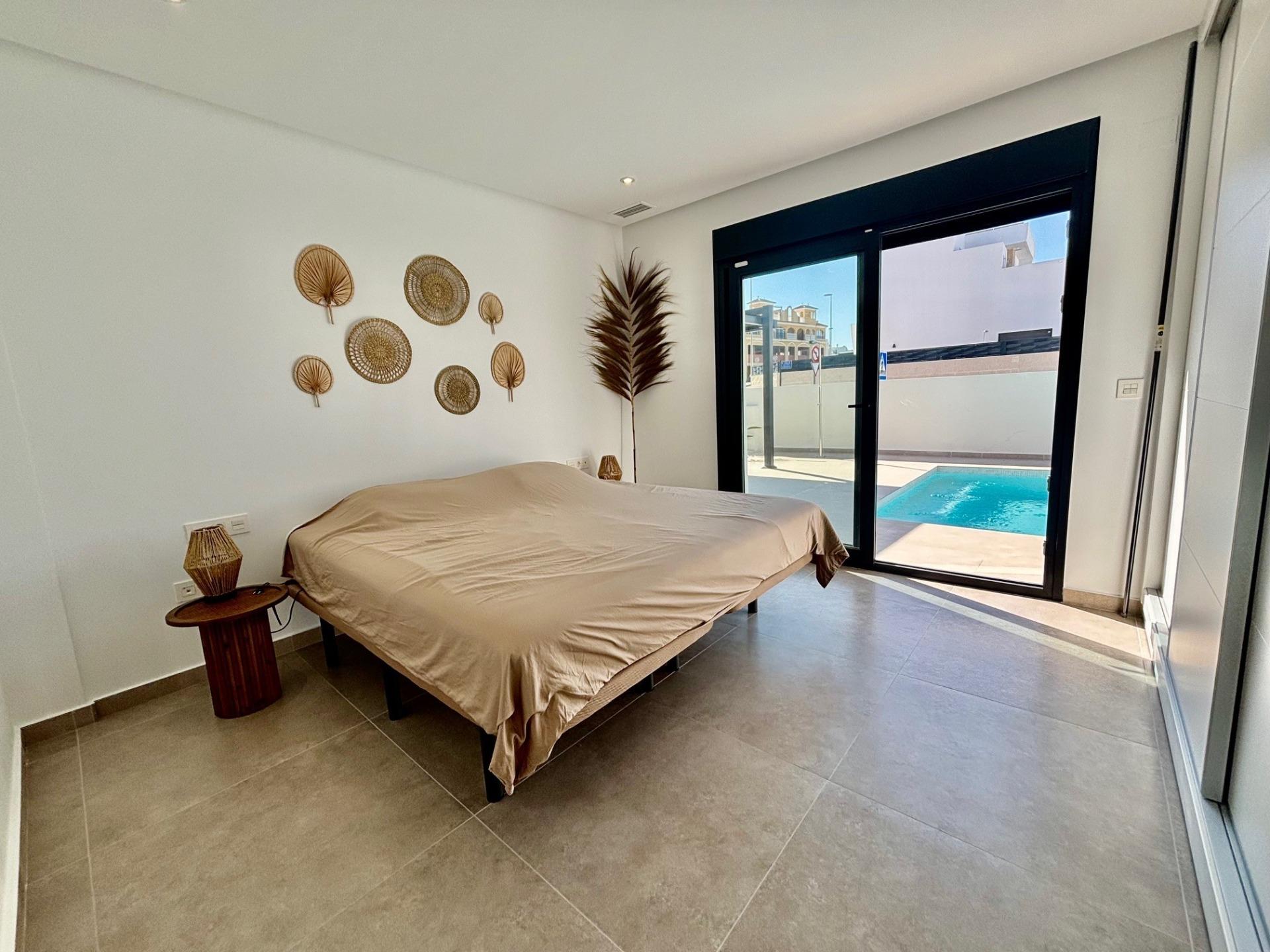 Single-Storey New Build Villa with Private Pool and Solarium for Sale in Rafal, Costa Blanca